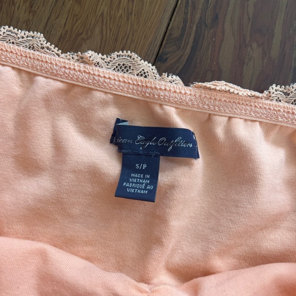 American Eagle Lace Bandeau Bralette - Picture 9 of 10